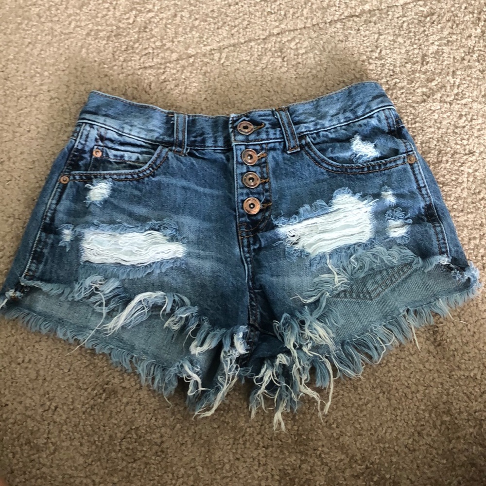 Ripped high-rise shorts